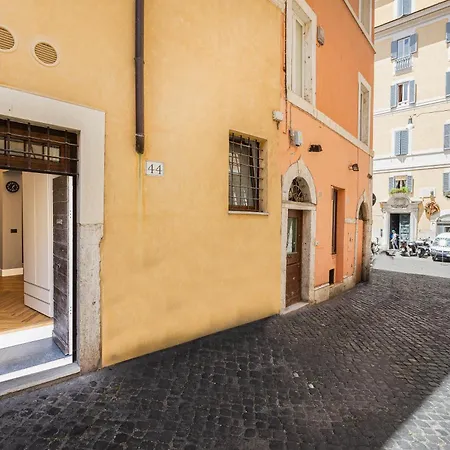 Luxury Suite Trevi Rome Exterior photo