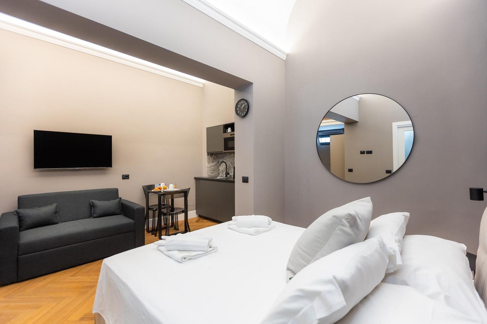 Luxury Trevi Apartment
